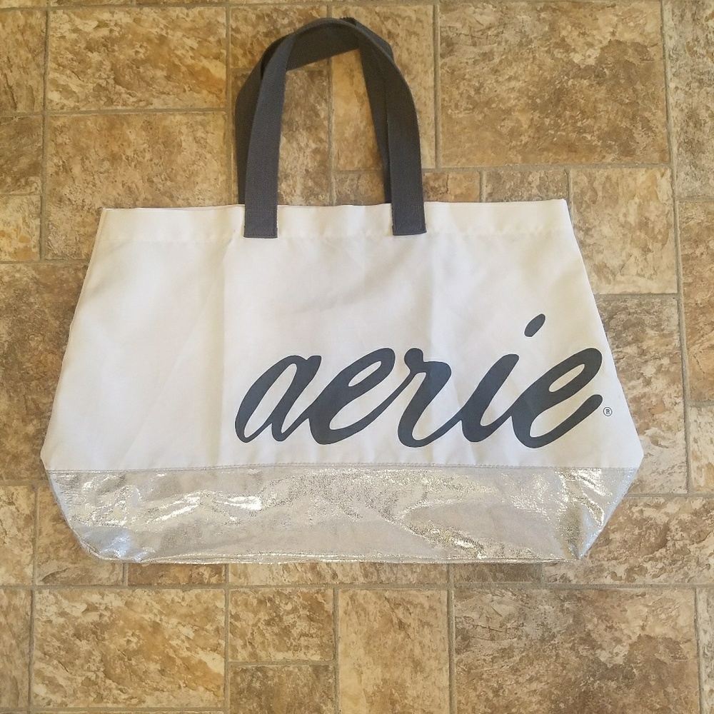 Aerie Weekender Bag